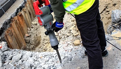 Mükemmel 1500W Yıkım Çekicini Seçmek İçin En İyi Rehberiniz